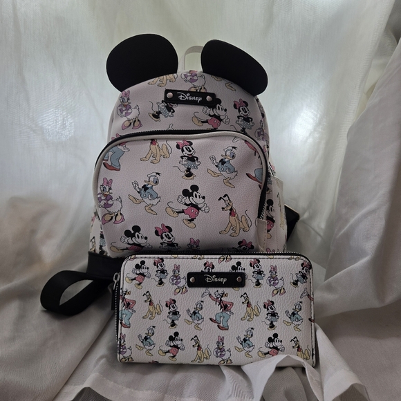 NWOT Disney Pink Mickey & Friends Mini Backpack with Black Ears. Matching Wallet